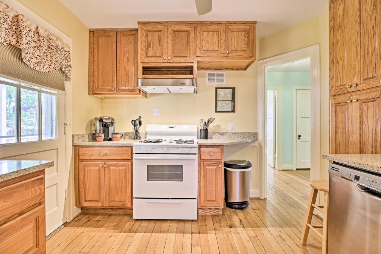Lexington Getaway With Backyard Deck Less Than 2 Mi To Uk! Экстерьер фото
